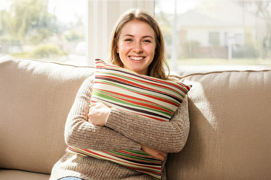 【失敗しない】カウチソファは狭い部屋に置ける？圧迫感を出さない選び方とレイアウト術