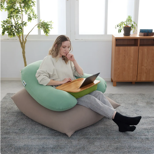 ヨギボーはフローリングに置いて大丈夫？傷・滑り対策と考え方