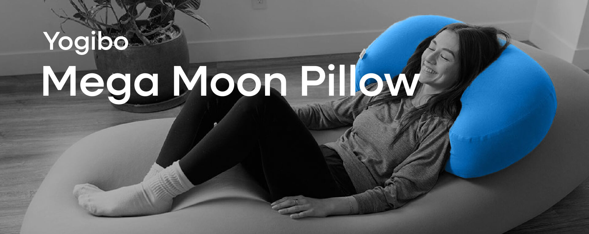 Yogibo Mega Moon Pillow（ヨギボー メガ ムーン ピロー）