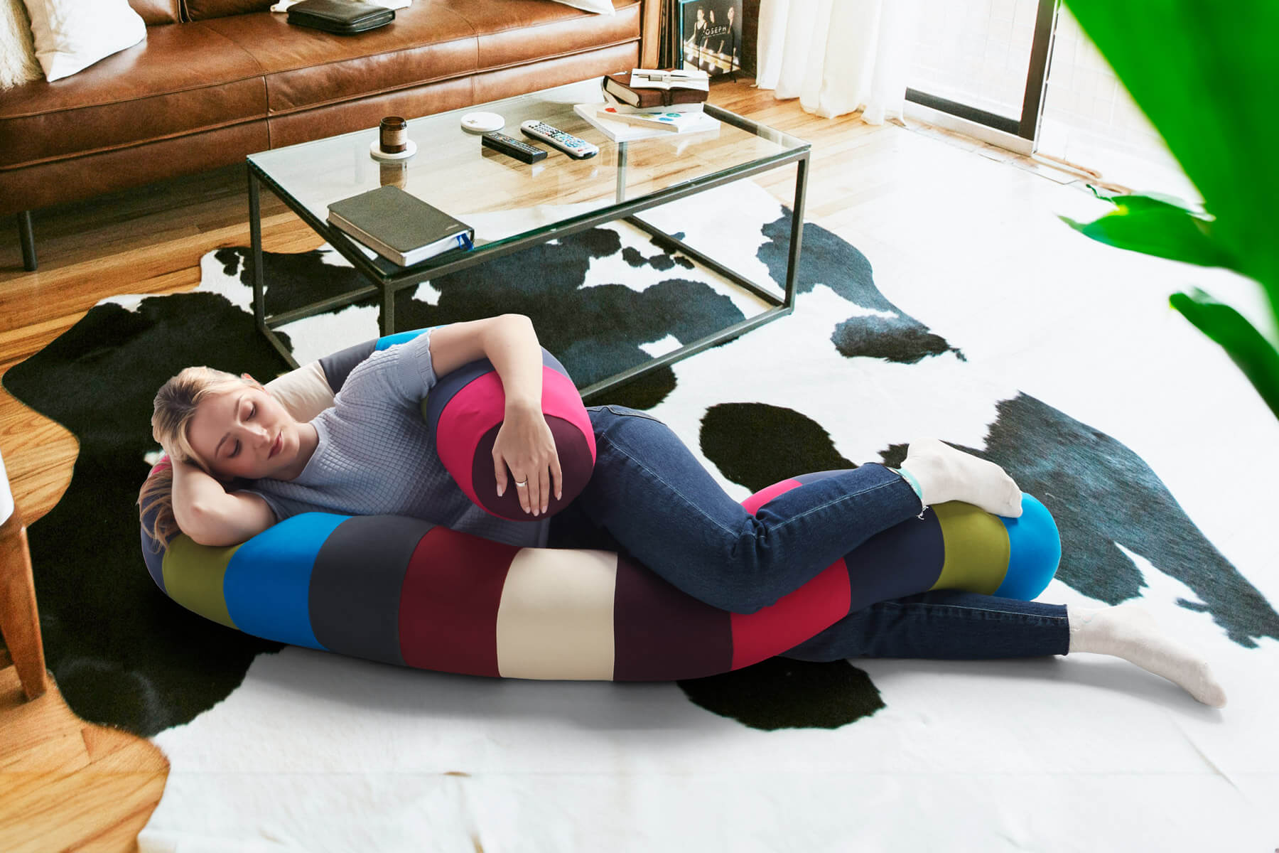 Yogibo Caterpillar Roll Long(ヨギボーキャタピラーロールロング)